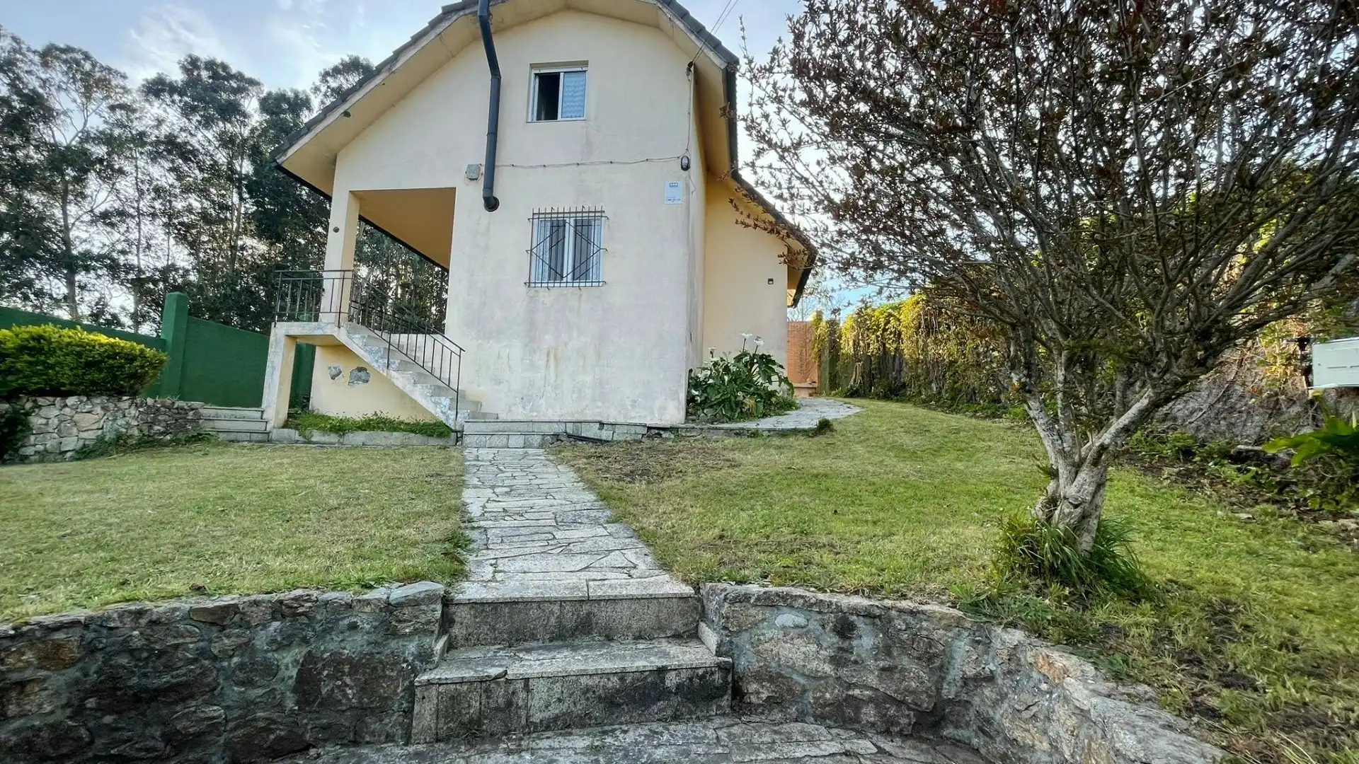 Vista exterior de Casa o chalet en venta en Camariñas con Jardín privado y Trastero