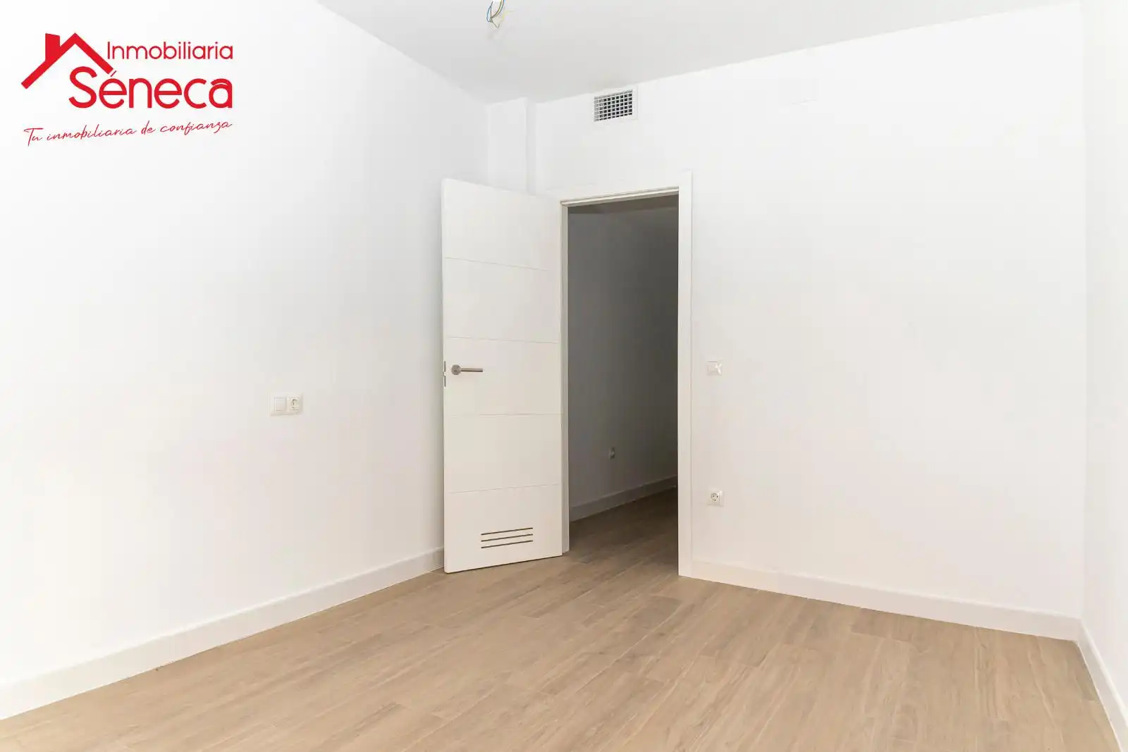 Piso con piscina en venta en Veterinaria María Cerrato, imagen 13