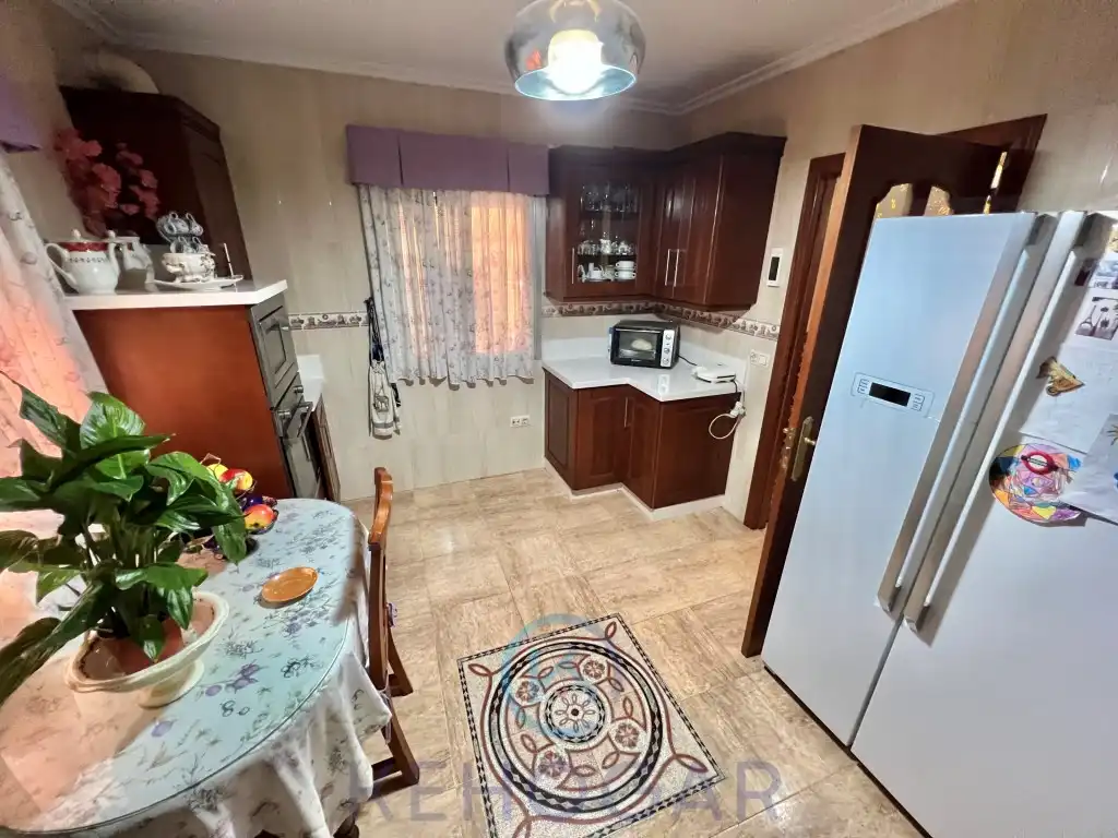 Kitchen of Houses for sale in Dos Hermanas