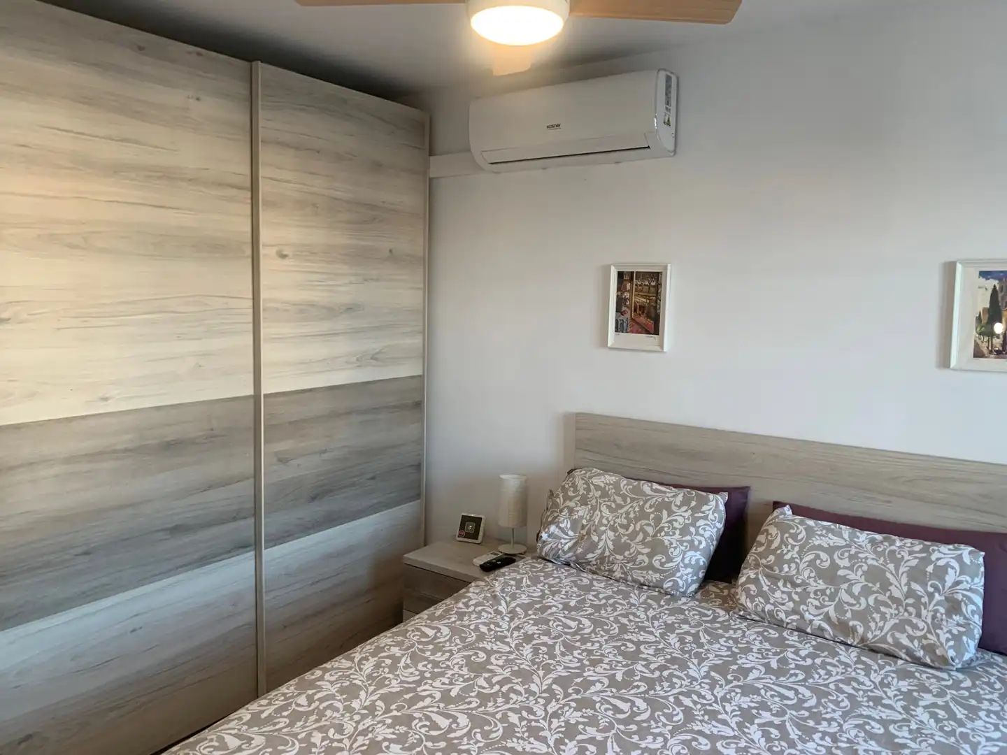 Schlafzimmer von Einfamilien-Reihenhaus zum Verkauf in Torredembarra mit Klimaanlage, Heizung und Privatgarten