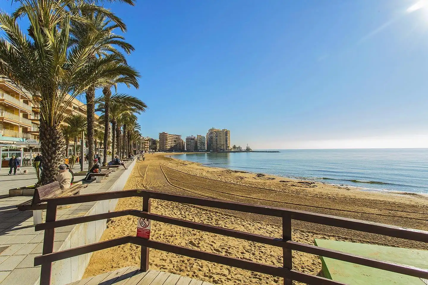 Vista exterior de Apartamento en venta en Torrevieja con Aire acondicionado, Terraza y Amueblado