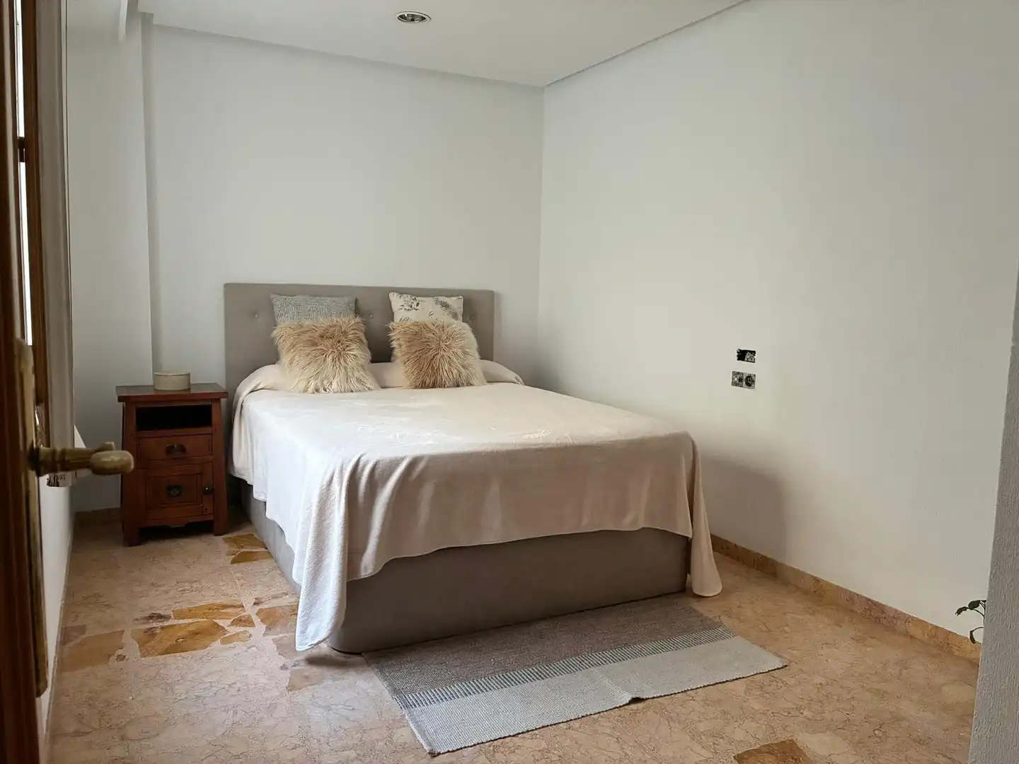 Bedroom of Flat for share in Elche / Elx  with Air Conditioner and Furnished