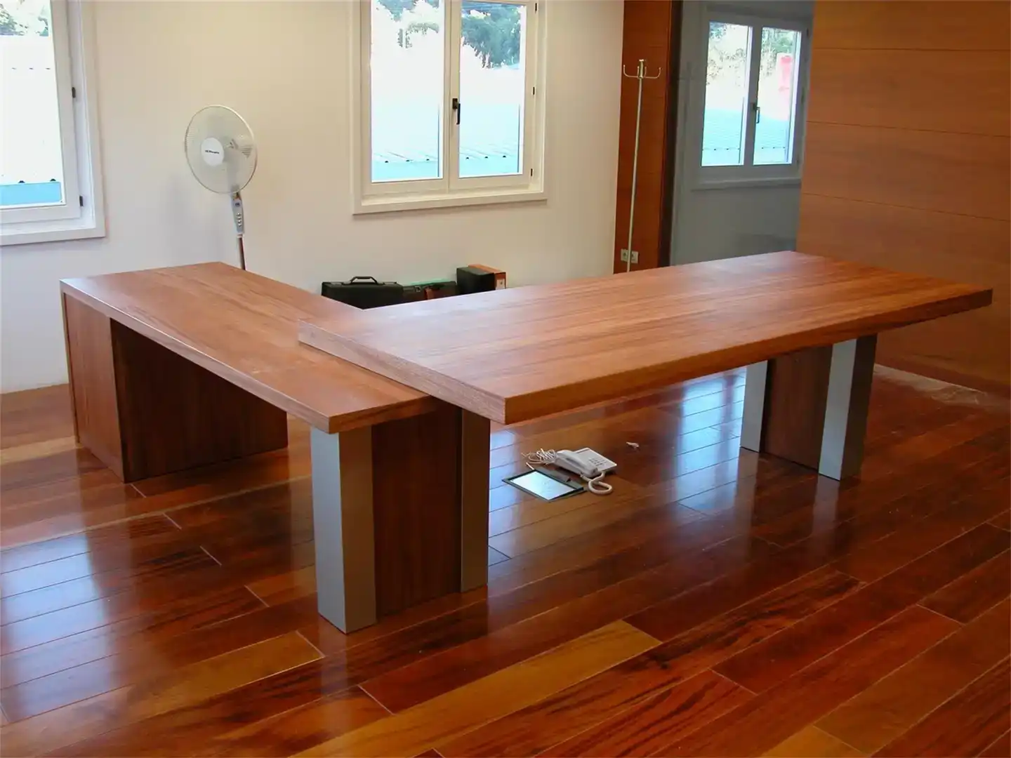 Esszimmer von Fabrikhallen zur Miete in Aiguafreda