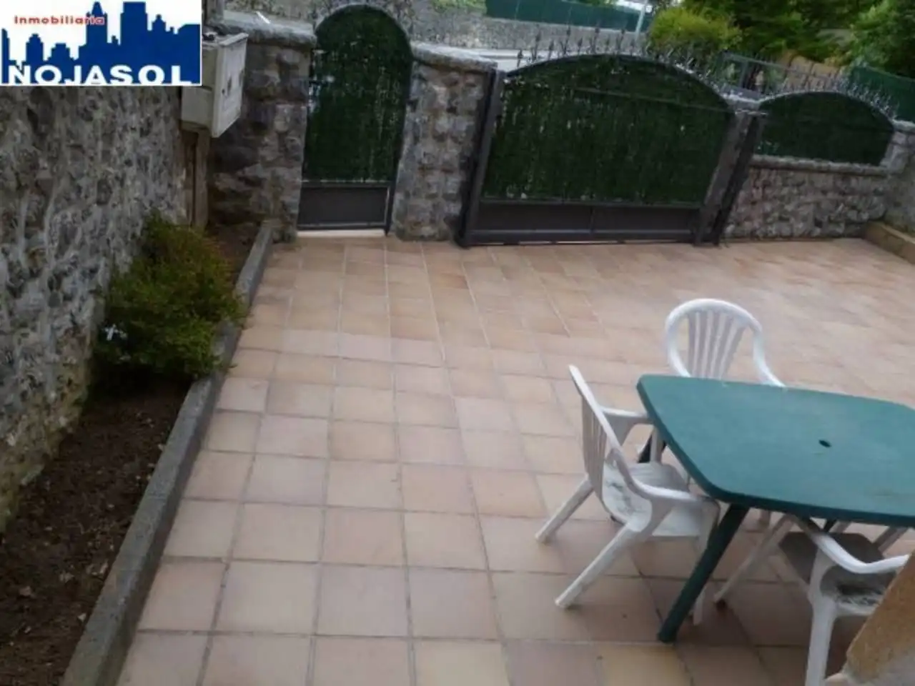 Garden of Houses for rent in Noja  with Furnished