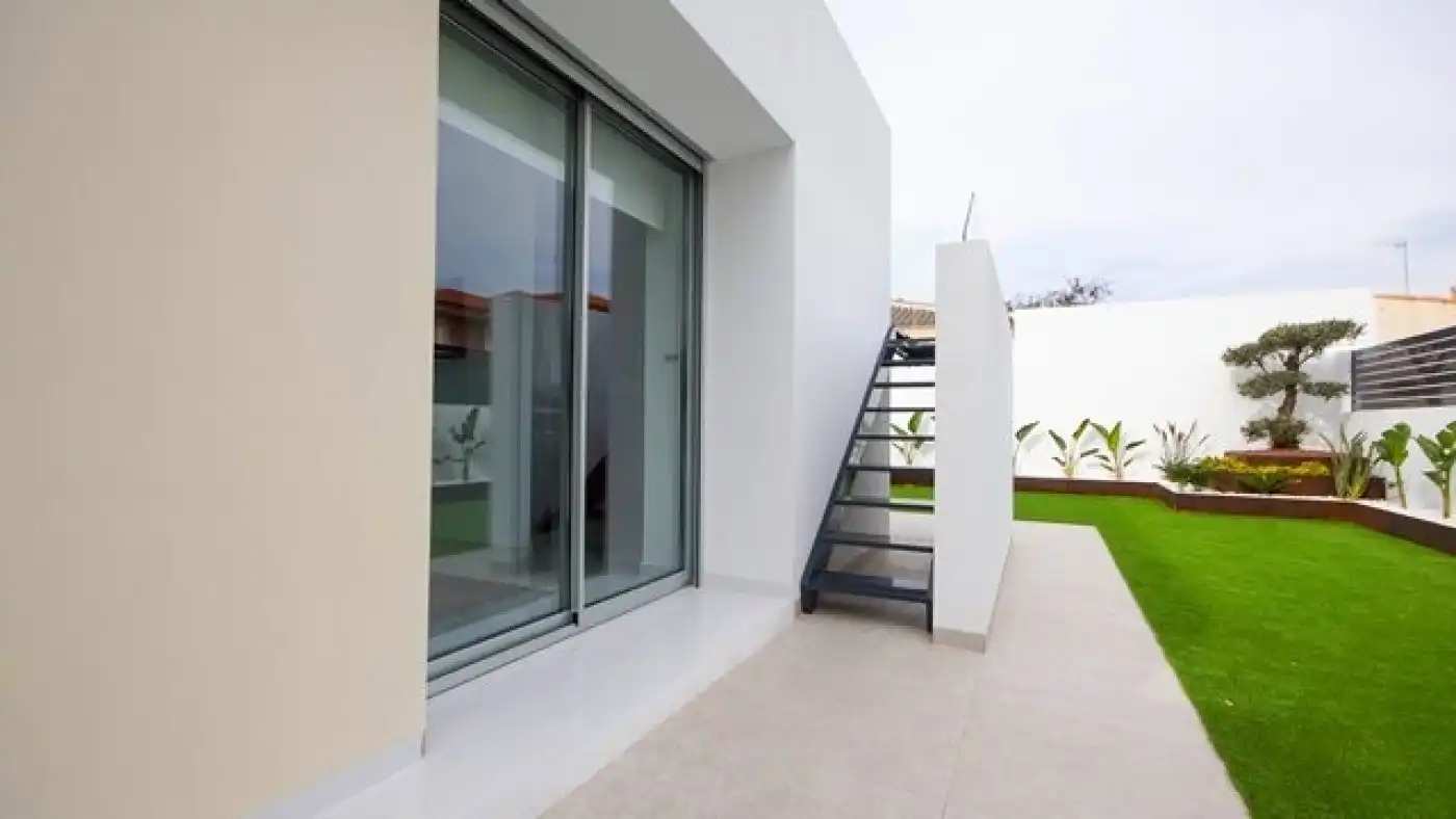 Chalet con piscina en venta en Zona Carrefour - Urbanizaciones, imagen 7