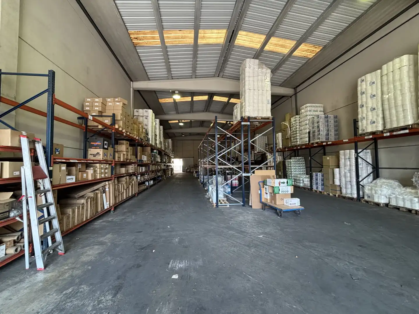 Industrial buildings for rent in Rubí