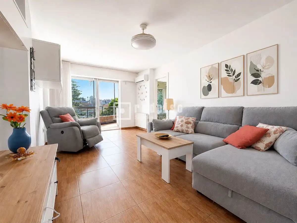 Sala de estar de Piso en venta en Torremolinos con Aire acondicionado, Terraza y Piscina