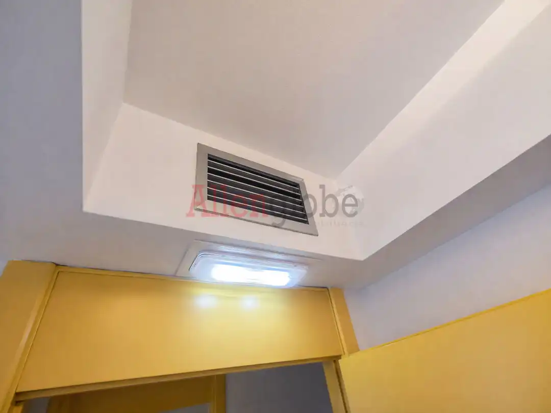 Office space with lift for sale in Calle San Francisco, imagen 10