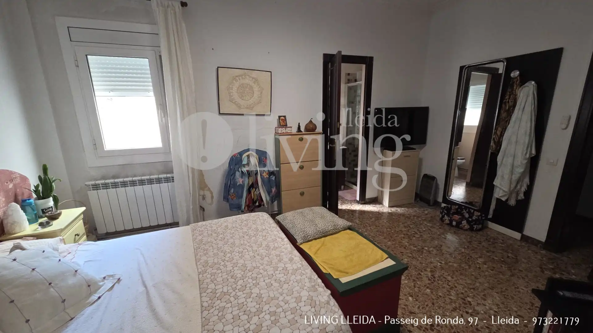 Dormitori de Pis en venda en Lleida amb Calefacció, Moblat i Balcó