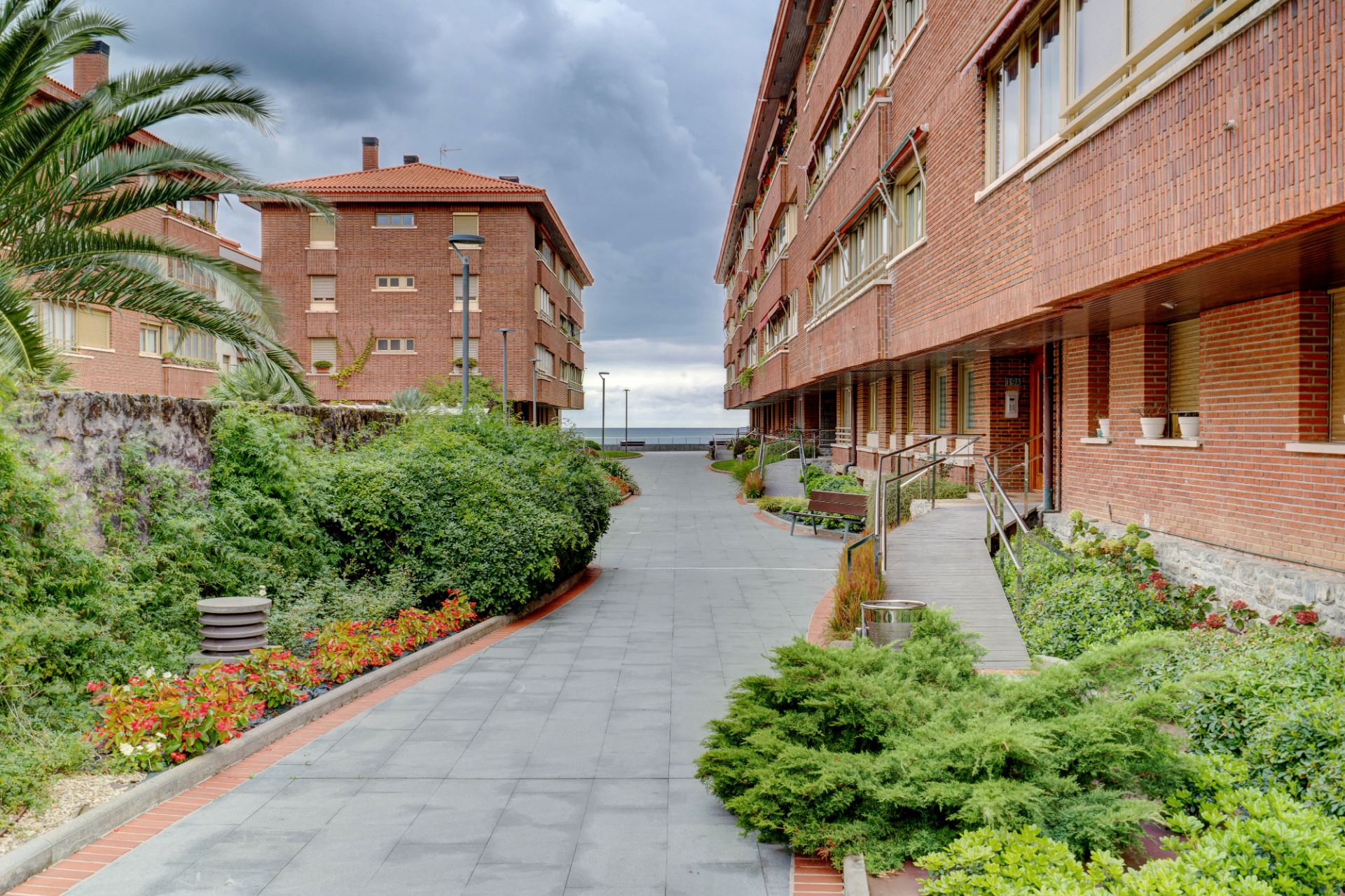Vista exterior de Piso en venta en Zarautz con Calefacción, Jardín privado y Parquet