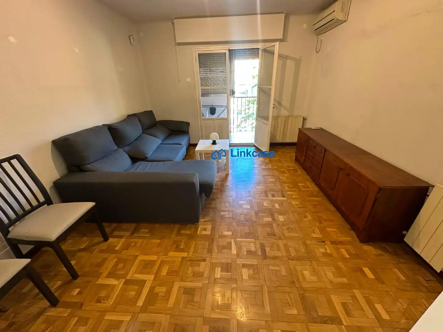 Sala de estar de Piso en venta en Madrid con Calefacción, Parquet y Terraza