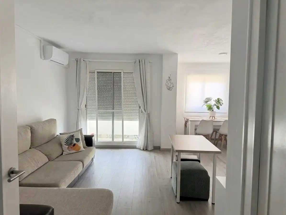 Sala d'estar de Pis en venda en Jerez de la Frontera amb Aire condicionat, Terrassa i Traster