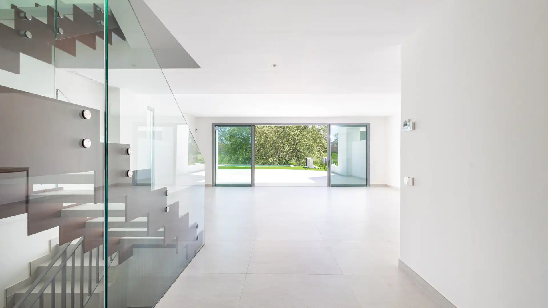 Single-family semi-detached for sale in Marbella  with Air Conditioner, Private garden and Terrace