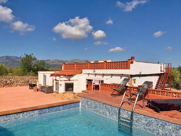 Xalet amb piscina en venda a Aldover