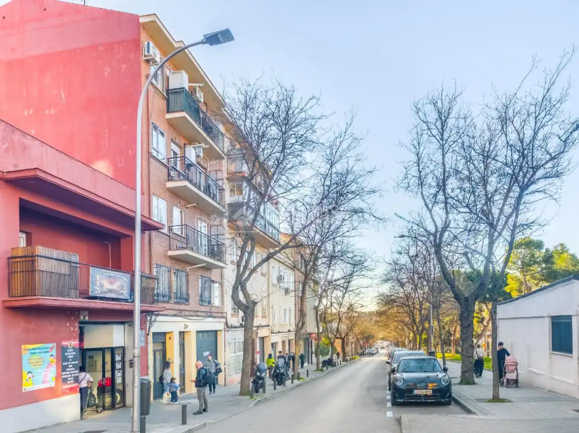 Vista exterior de Pis en venda en Madrid amb Aire condicionat, Calefacció i Parquet