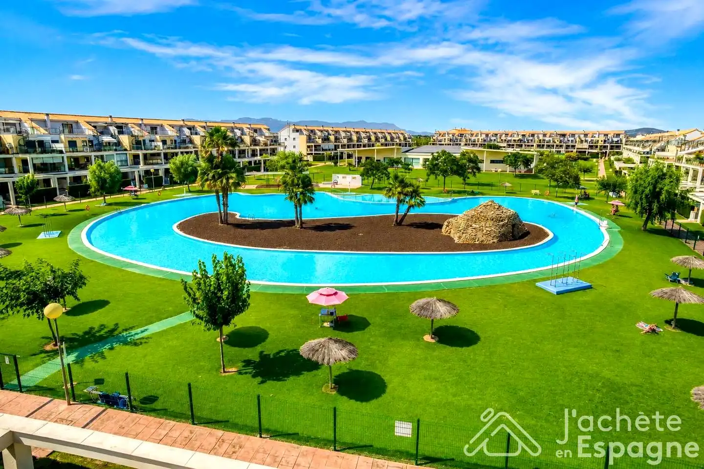 Piscina de Dúplex en venta en San Jorge / Sant Jordi con Aire acondicionado, Terraza y Trastero