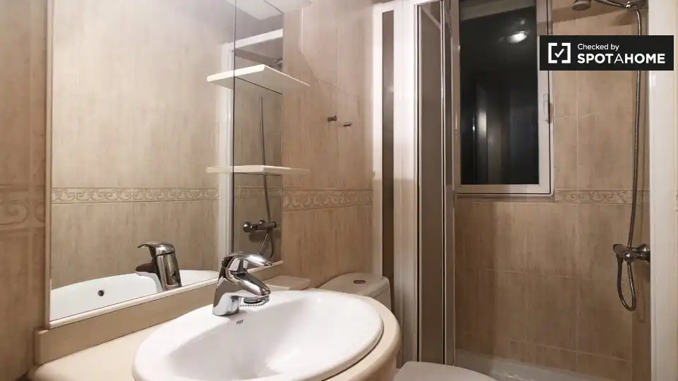 Flat for rent in Imperial