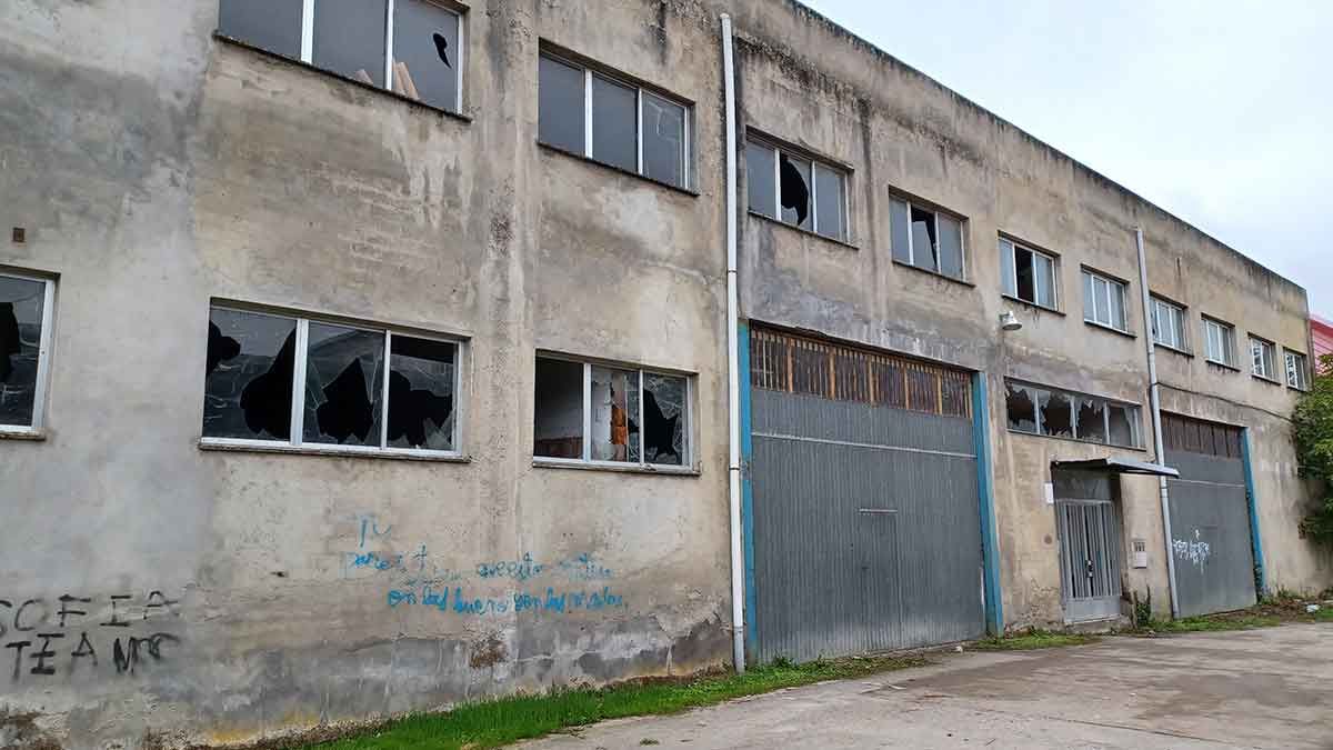 Industrial buildings for sale in CAMINO SAN LAZARO, 11, Sarria