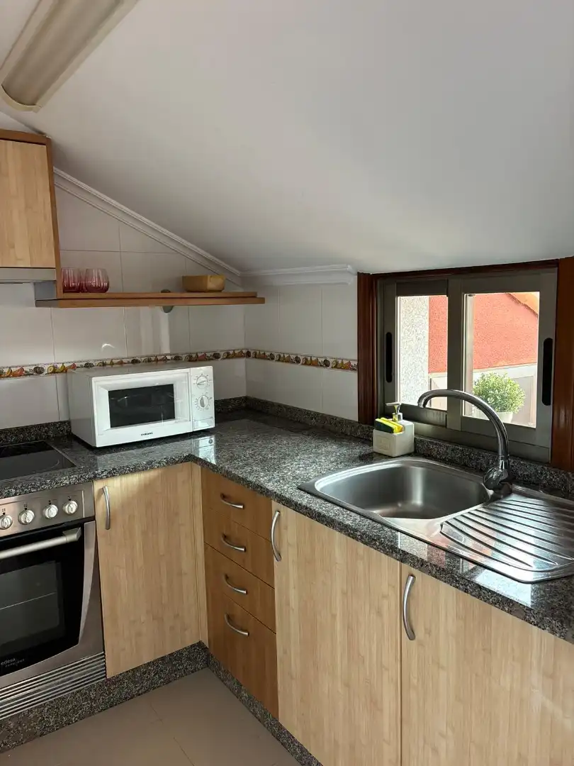 Cocina de Piso de alquiler en Gondomar con Terraza, Amueblado y Lavadora