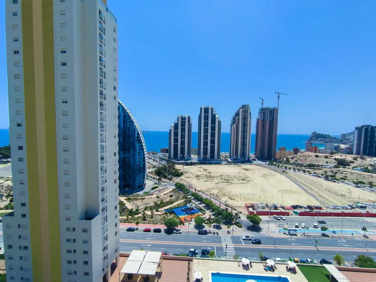 Apartament amb piscina en venda a Calle Presidente Adolfo Suárez, imagen 4