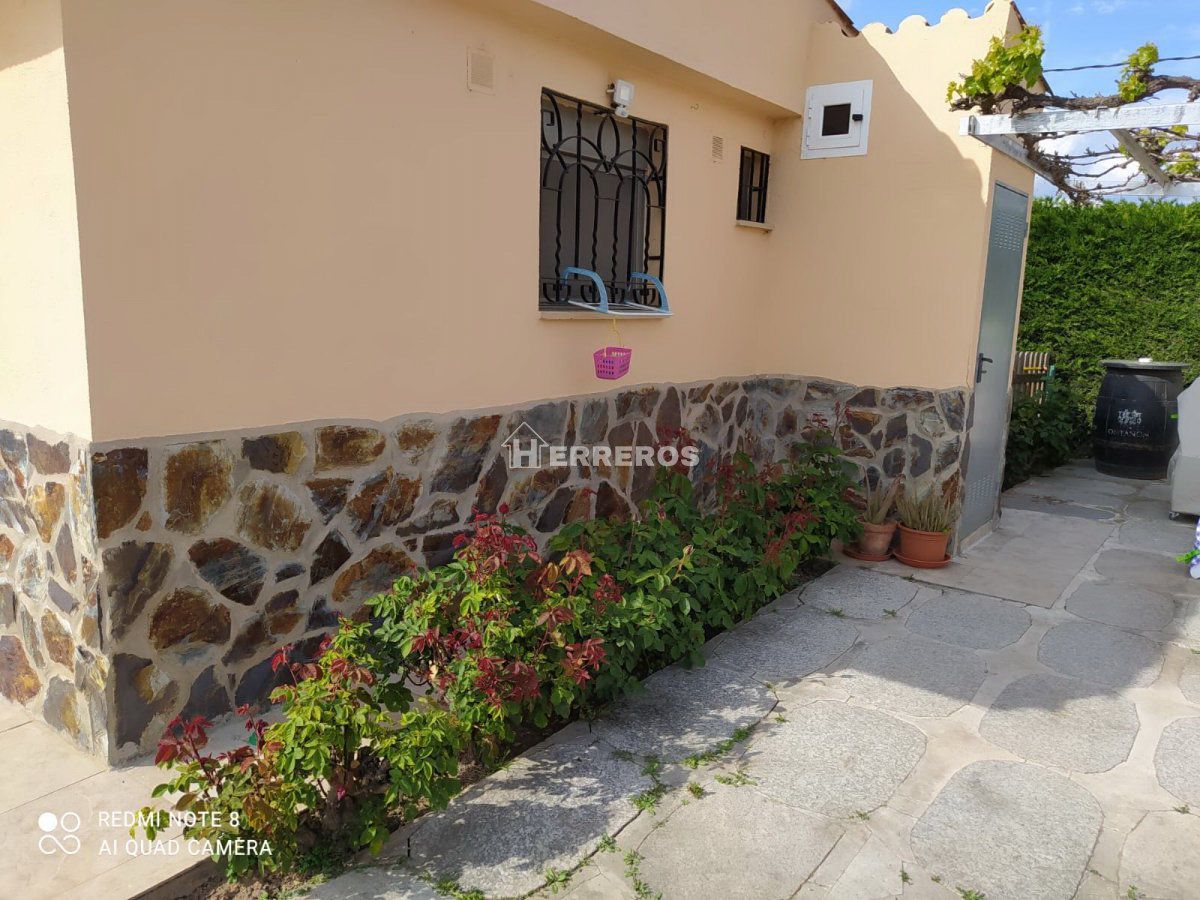 Exterior view of House or chalet for sale in Murillo de Río Leza  with Heating, Storage room and Furnished