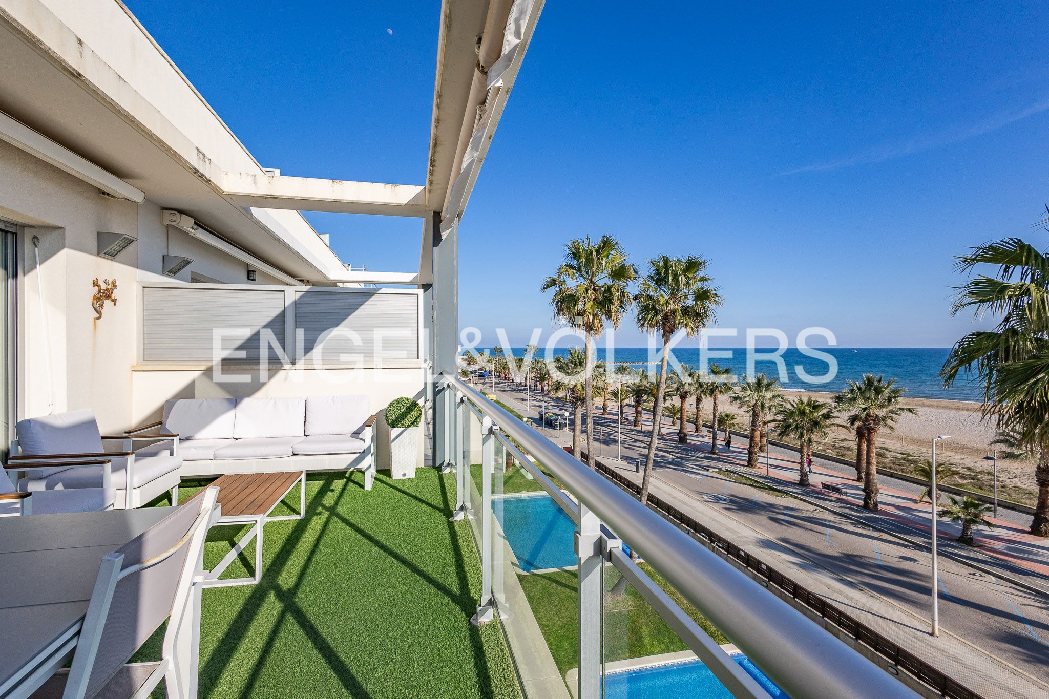 Terrace of Attic for sale in Cubelles  with Air Conditioner, Heating and Private garden