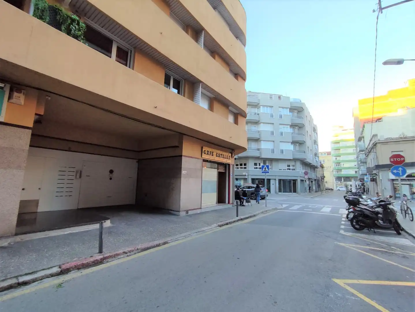 Garatge de lloguer a Travessia de la Creu, 8, Eixample Nord