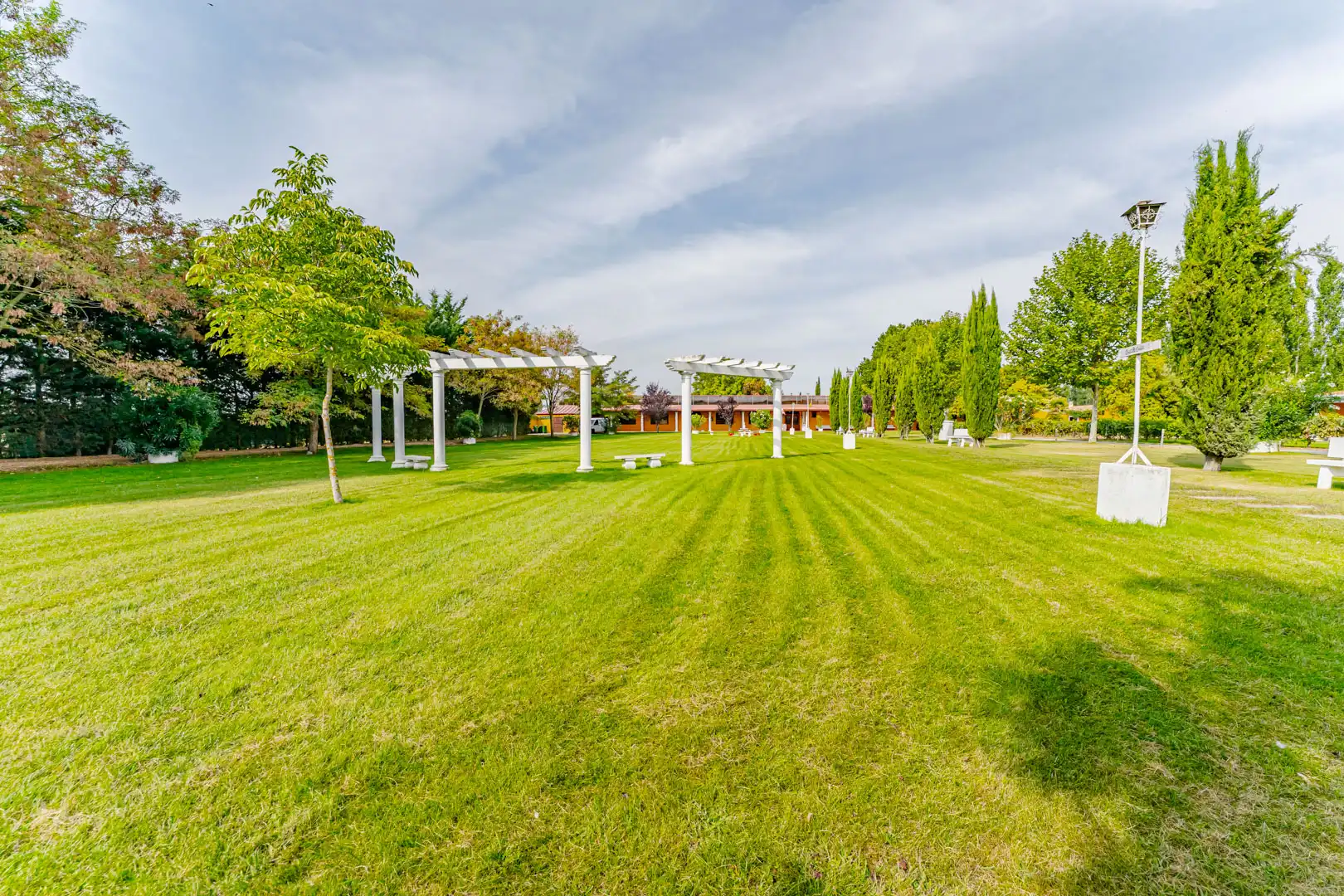 Finca rústica en venta en Laguna de Duero con Aire acondicionado, Calefacción y Jardín privado