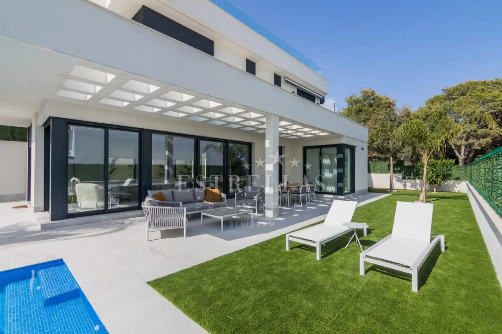 Chalet con piscina en venta en Golf Bahía, imagen 35