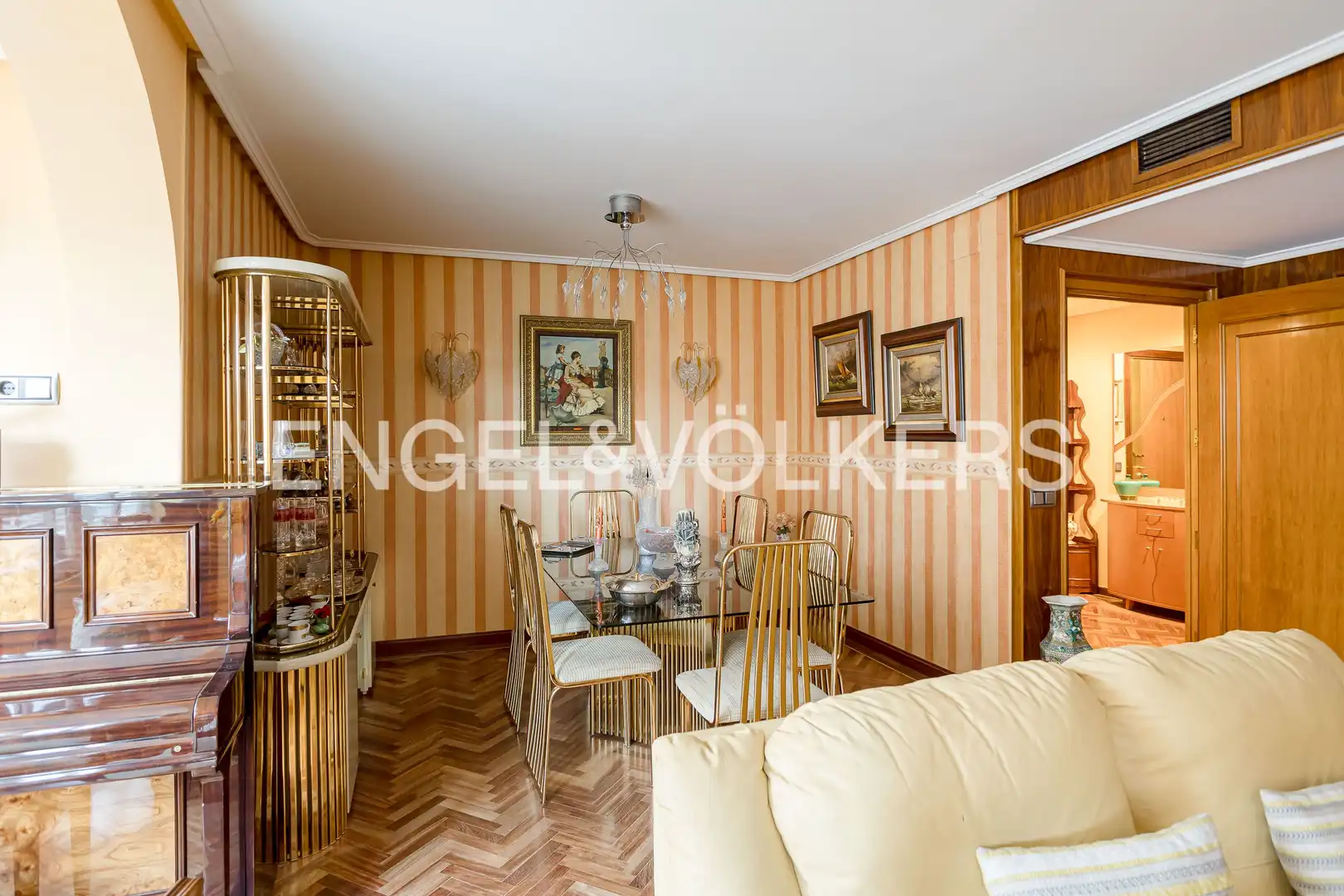 Dining room of Flat for sale in Madrid  with Heating, Storage room and Furnished