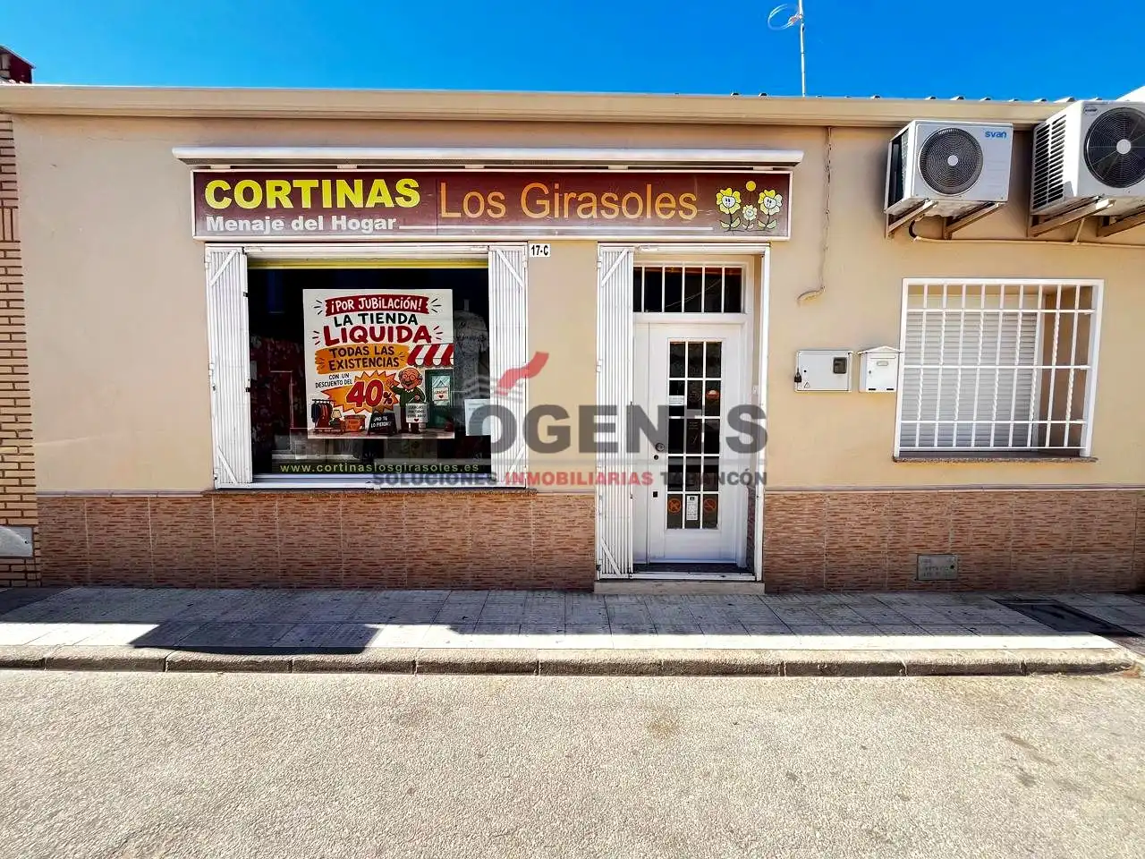 Local comercial en venda a Calle Hotel