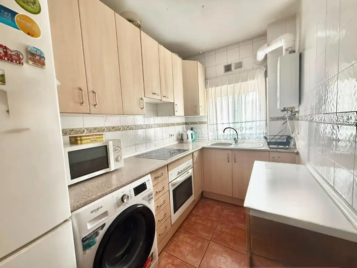 Flat for sale in C. Ribadeo, Valderas - Los Castillos
