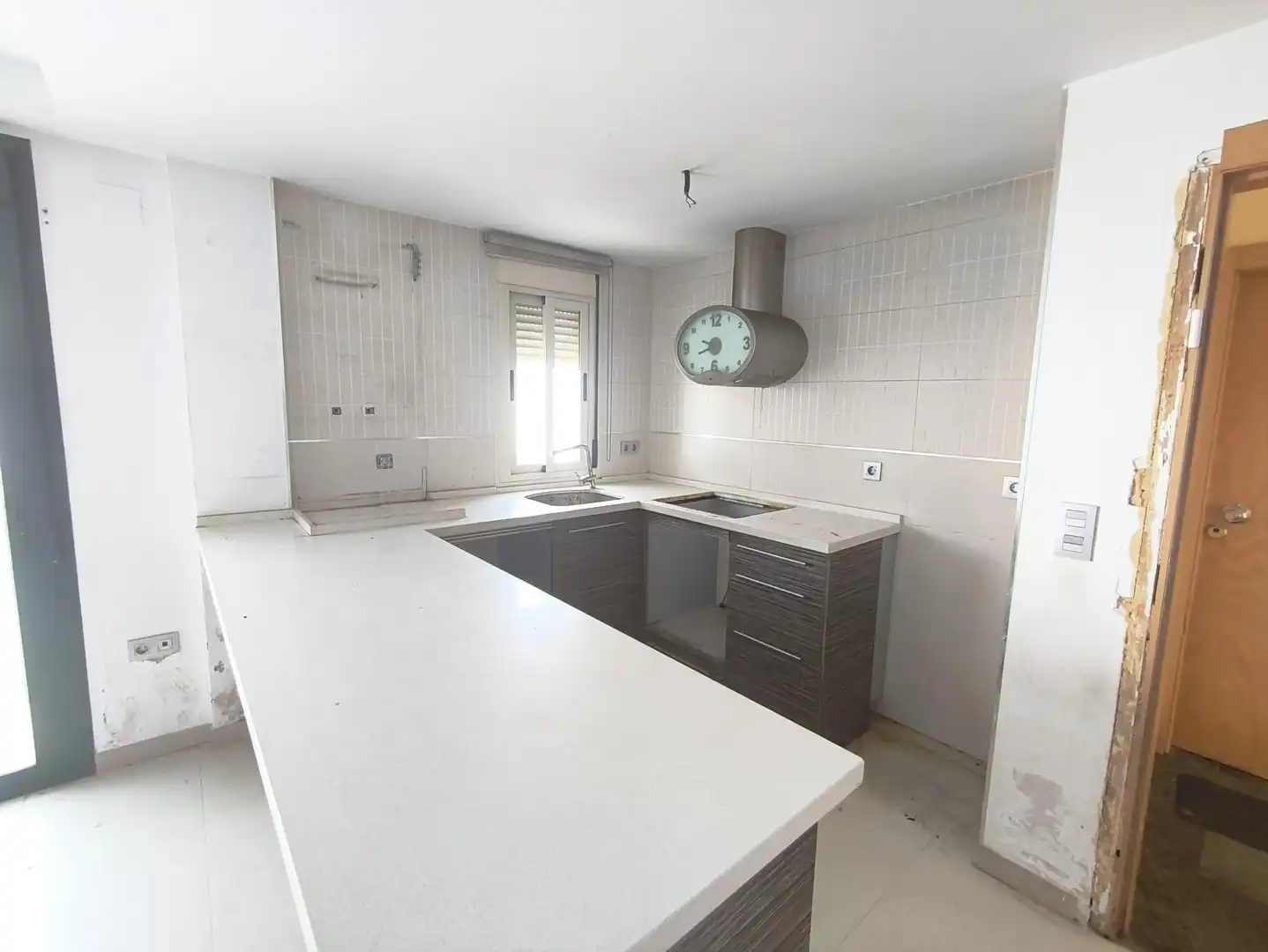 Küche von Dachboden zum Verkauf in Pulianas mit Terrasse und Balkon