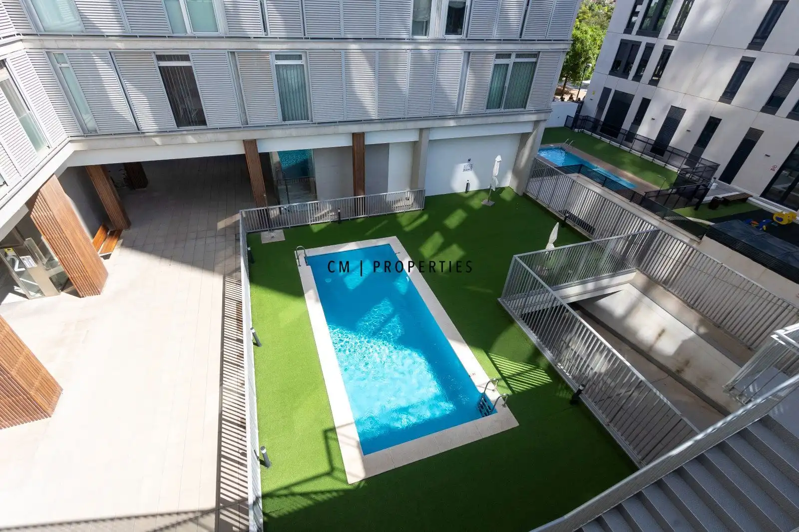 Piscina de Pis en venda en Valencia amb Aire condicionat, Calefacció i Traster