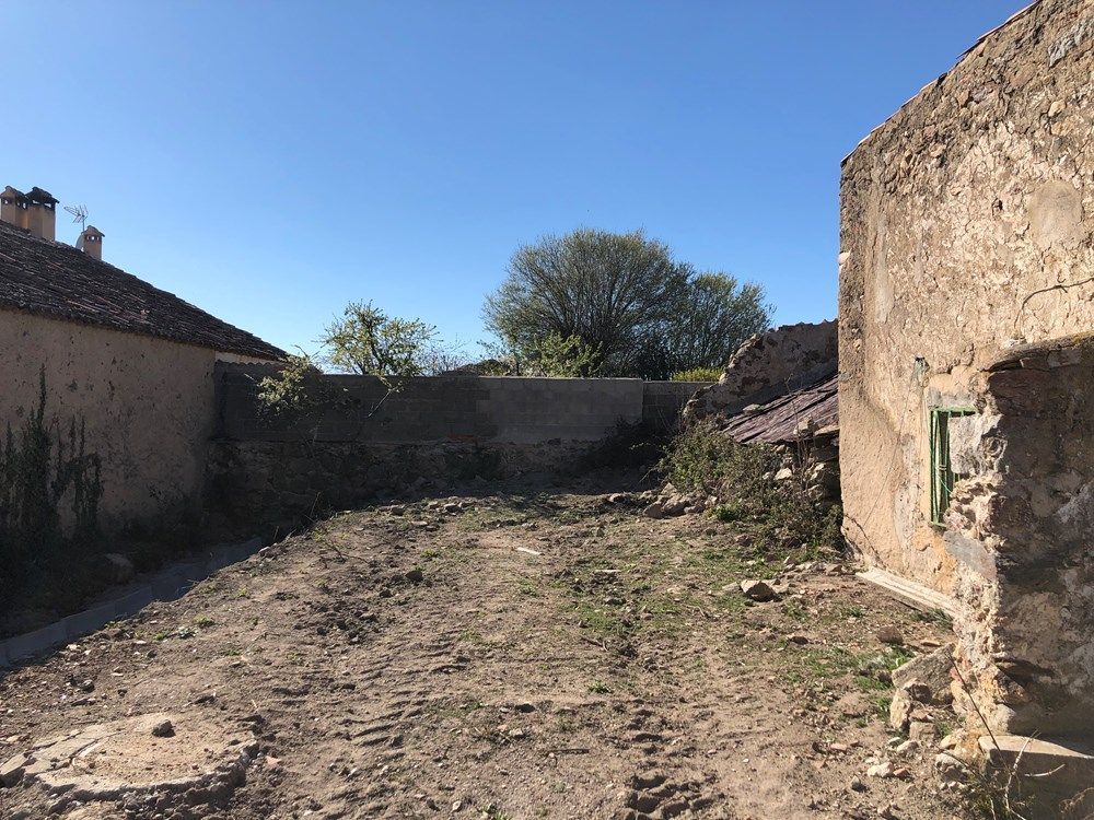 Country house zum verkauf in Trescasas mit Terrasse