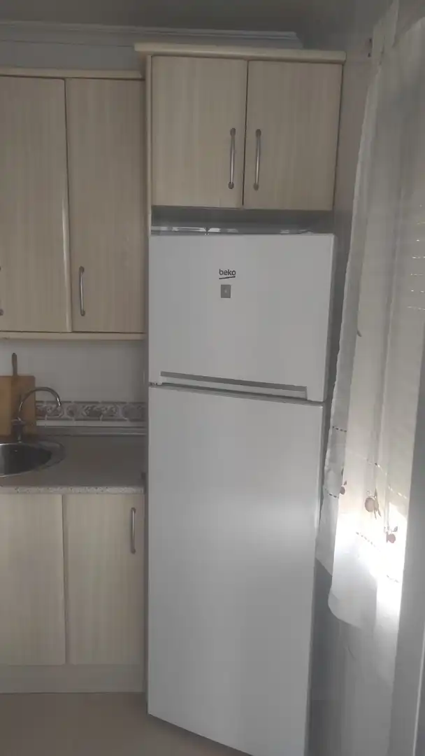 Cocina de Apartamento de alquiler en Cáceres con Aire acondicionado, Calefacción y Amueblado