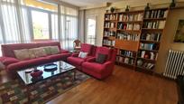 Living room of Flat for sale in L'Hospitalet de Llobregat  with Air Conditioner and Balcony