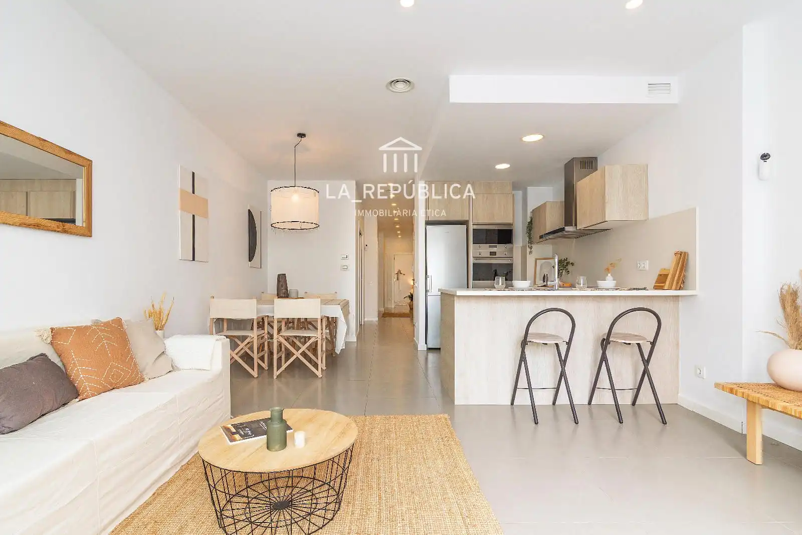 Vista exterior de Piso en venta en Mataró con Aire acondicionado, Calefacción y Terraza