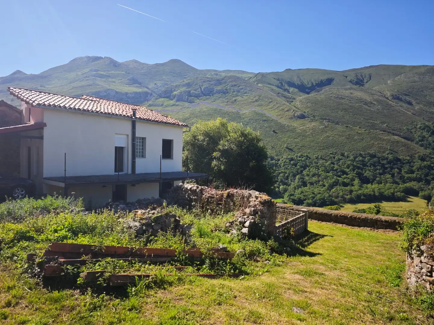 Exterior view of Houses for sale in Llanes  with Heating, Private garden and Terrace