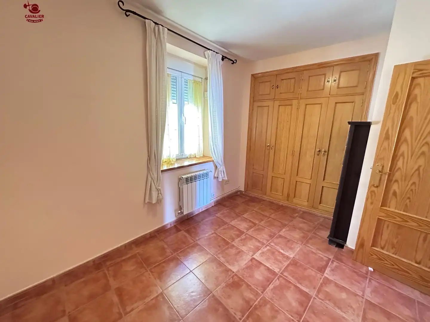 Casa adosada en venta en Cercedilla con Calefacción, Terraza y Balcón