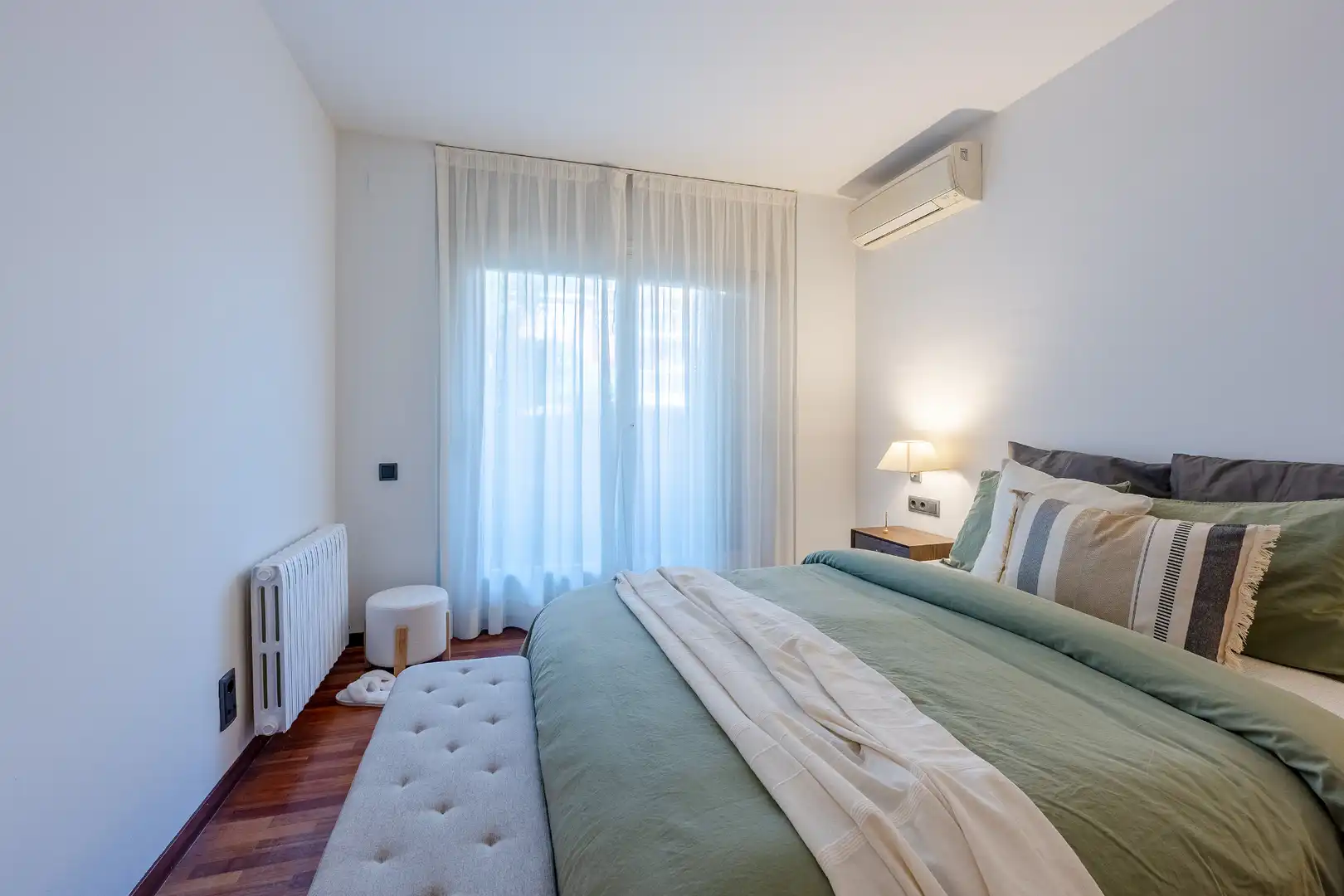 Bedroom of Flat for rent in Sant Andreu de Llavaneres  with Air Conditioner, Heating and Private garden