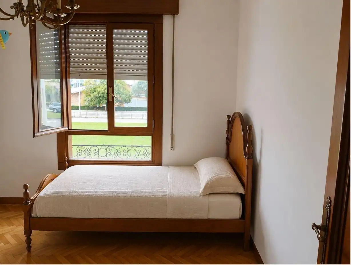 Dormitori de Casa o xalet en venda en Torrelavega  amb Calefacció, Terrassa i Traster