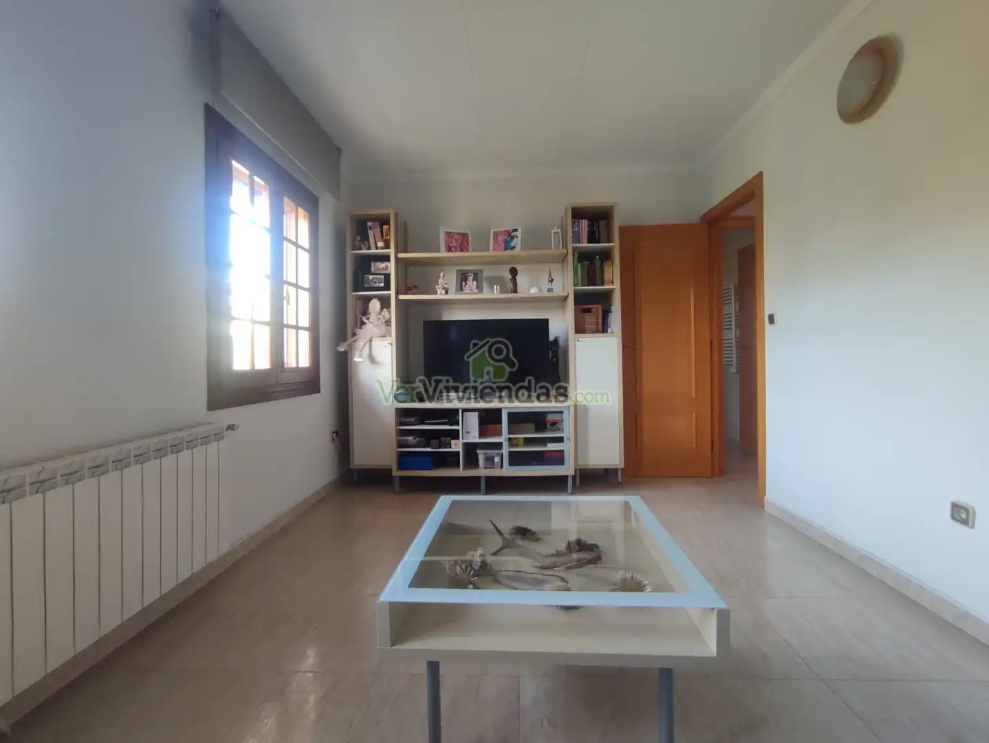 Sala de estar de Casa o chalet en venta en Vallirana con Aire acondicionado, Calefacción y Jardín privado