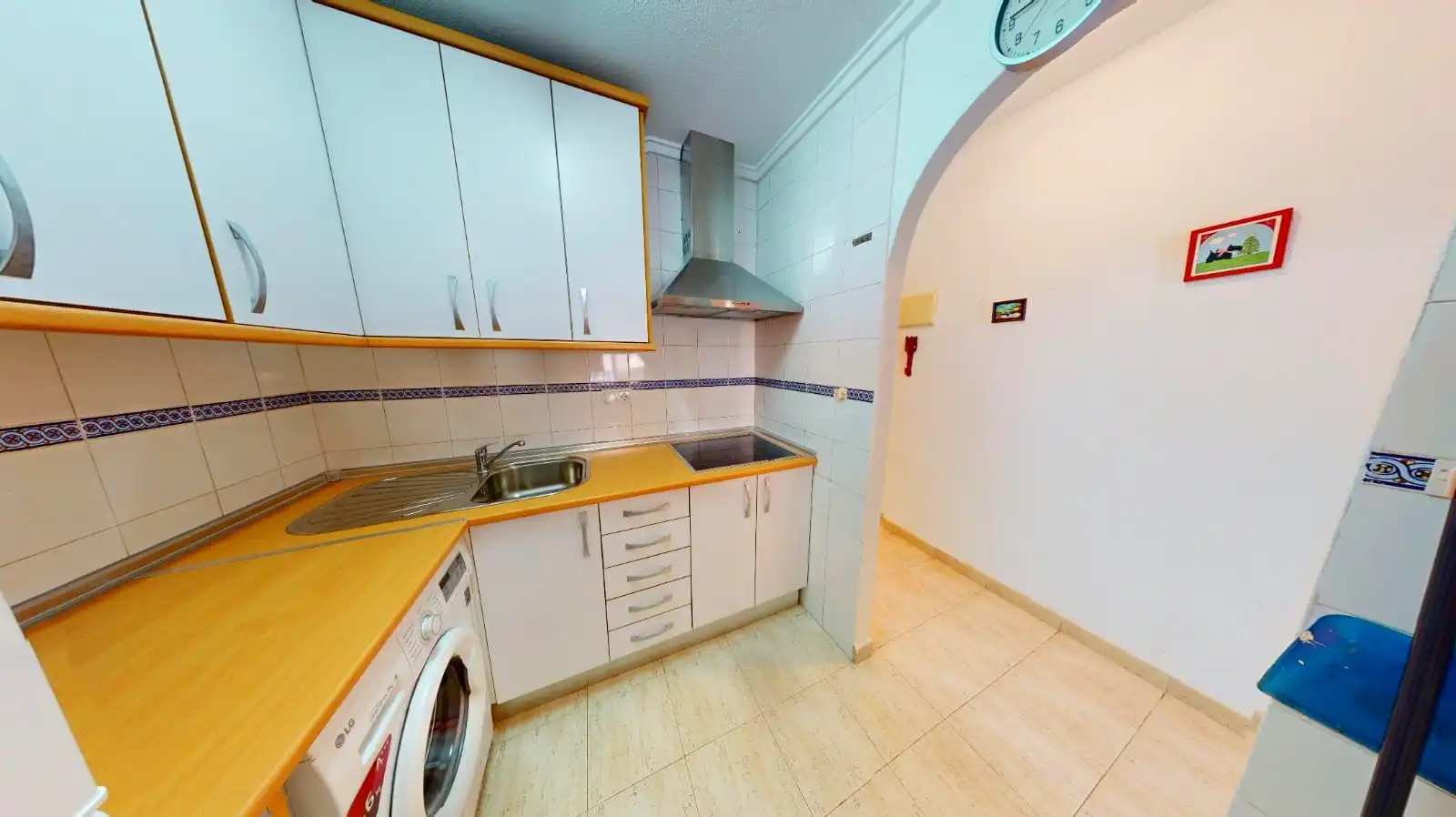 Cocina de Piso en venta en Torrevieja con Aire acondicionado, Terraza y Amueblado