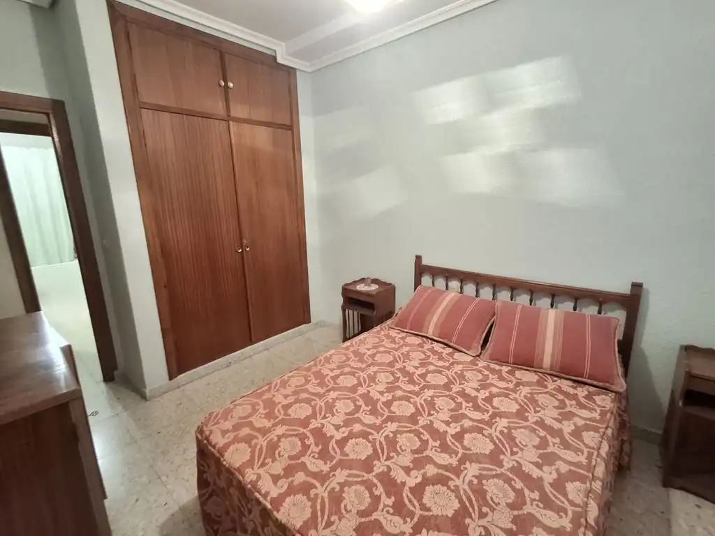 Schlafzimmer von Einfamilien-Reihenhaus zum Verkauf in La Roda mit Klimaanlage, Heizung und Terrasse