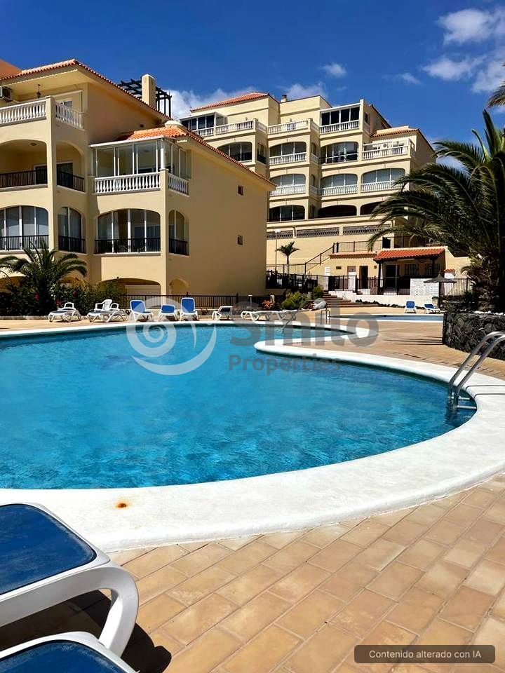 Swimming pool of Planta baja to rent in San Miguel de Abona  with Furnished and Community pool