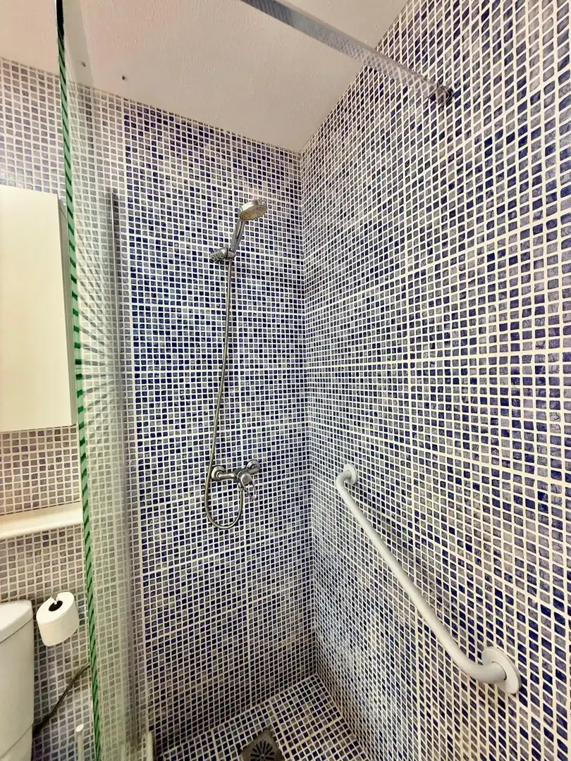 Bany de Casa o xalet en venda en Orihuela amb Aire condicionat, Jardí privat i Terrassa