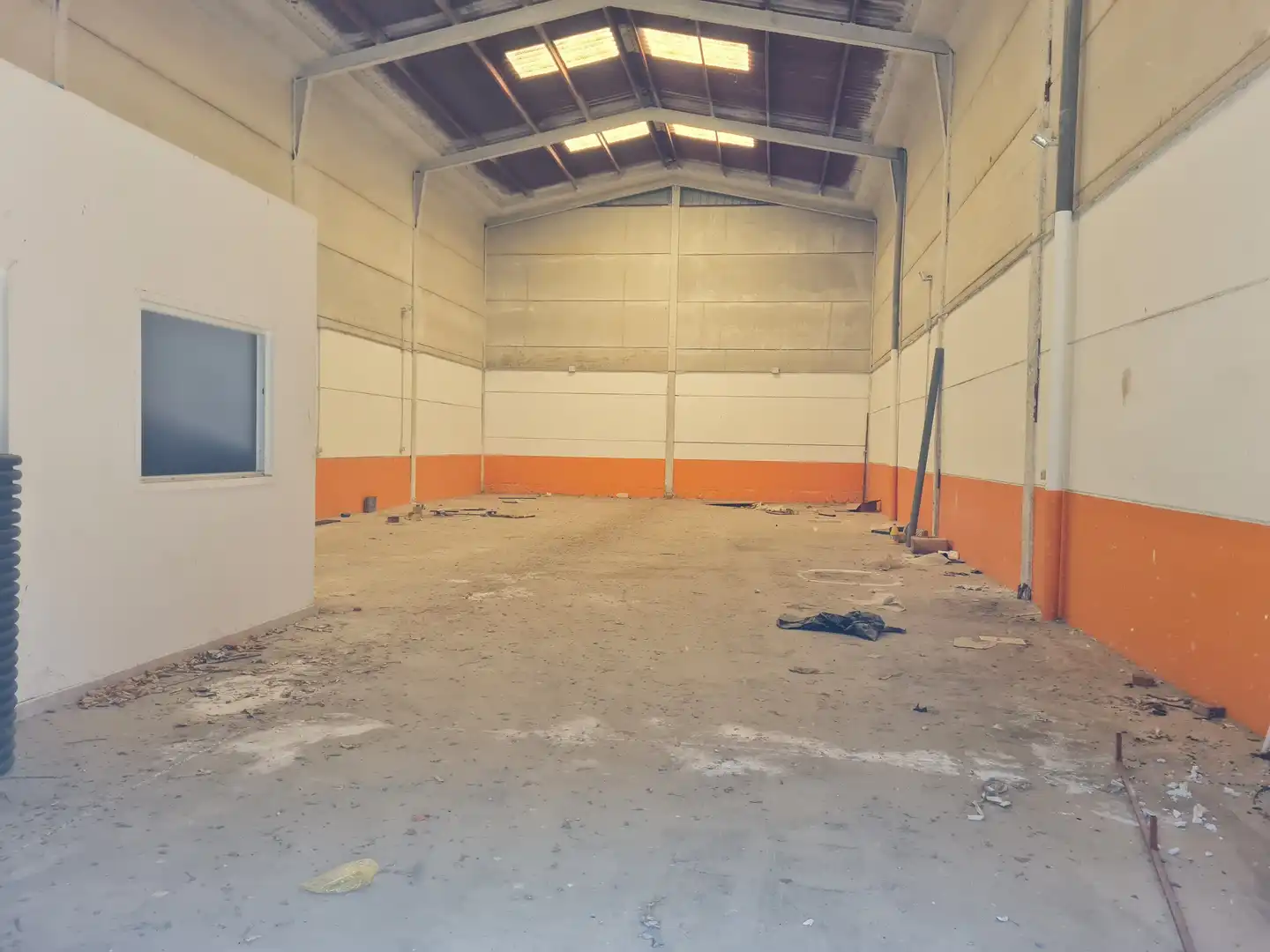 Industrial buildings for sale in Guillena