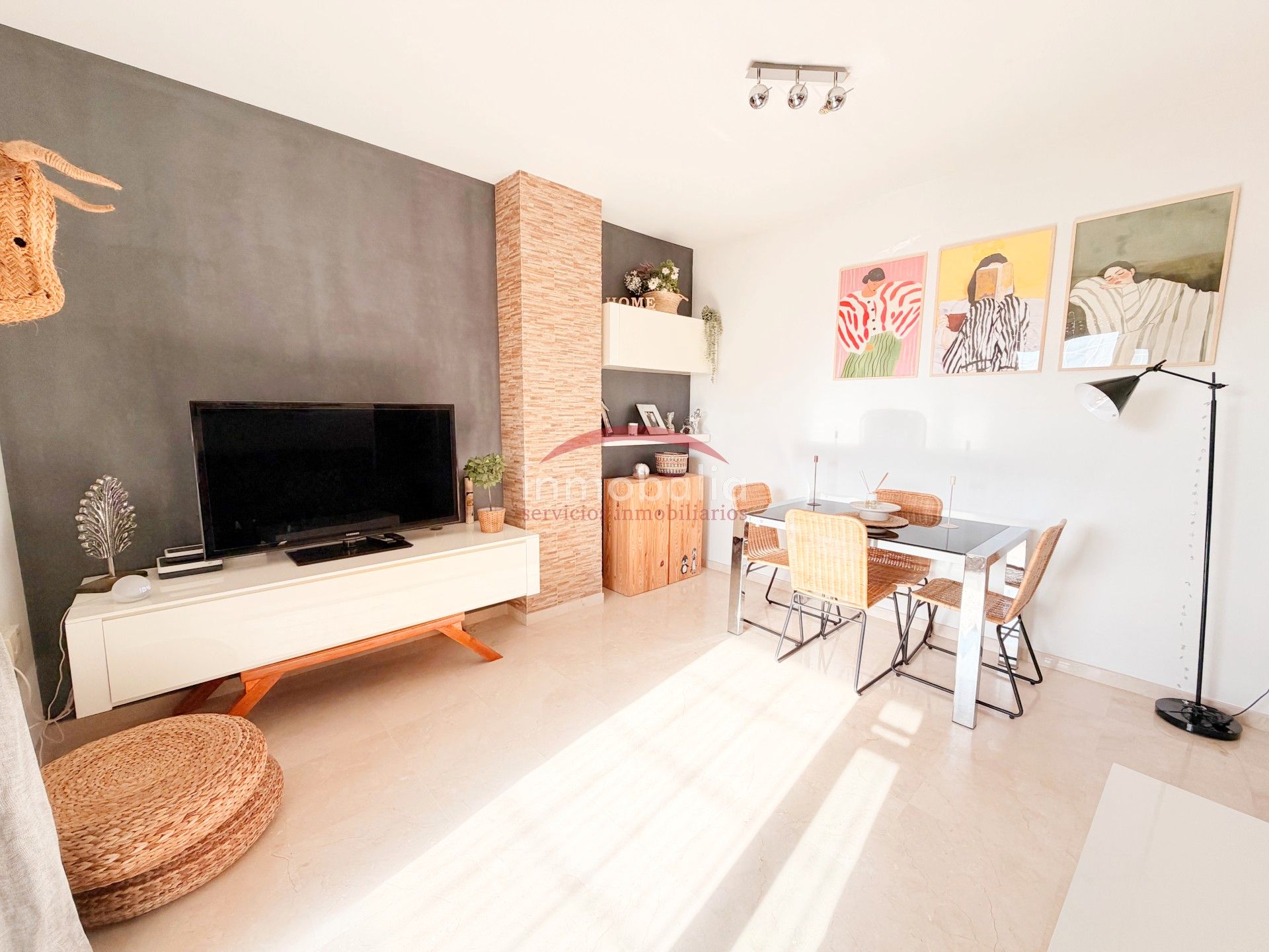 Sala d'estar de Pis en venda en  Sevilla Capital amb Aire condicionat, Terrassa i Traster