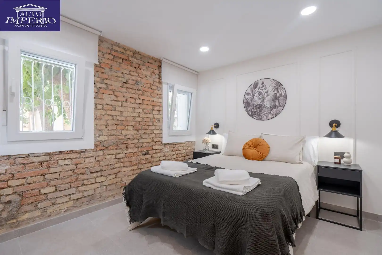 Schlafzimmer von Wohnung zum Verkauf in Granada mit Klimaanlage, Parkett und Möbliert
